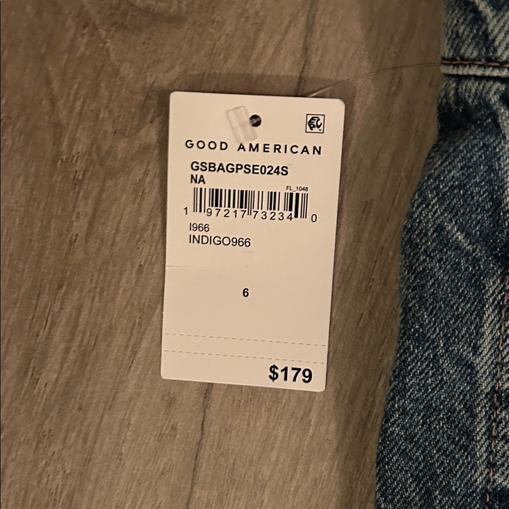 BRAND NEW Good American good extreme barrel Jeans size 6 NWT!👖🎁 - Picture 15 of 15